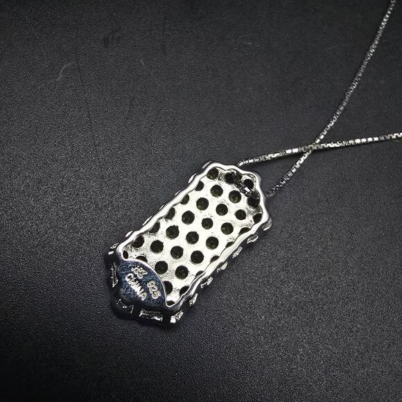 HT Designer Peridot Pendant Necklace 925 Sterling Silver Green Gemstones - Picture 4 of 11